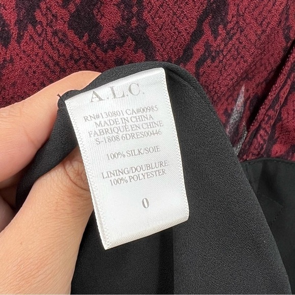 ALC RED SNAKESKIN SILK LONG PUFF SLEEVE RED HOLIDAY TIANNA WRAP MIDI DRESS - Picture 7 of 11